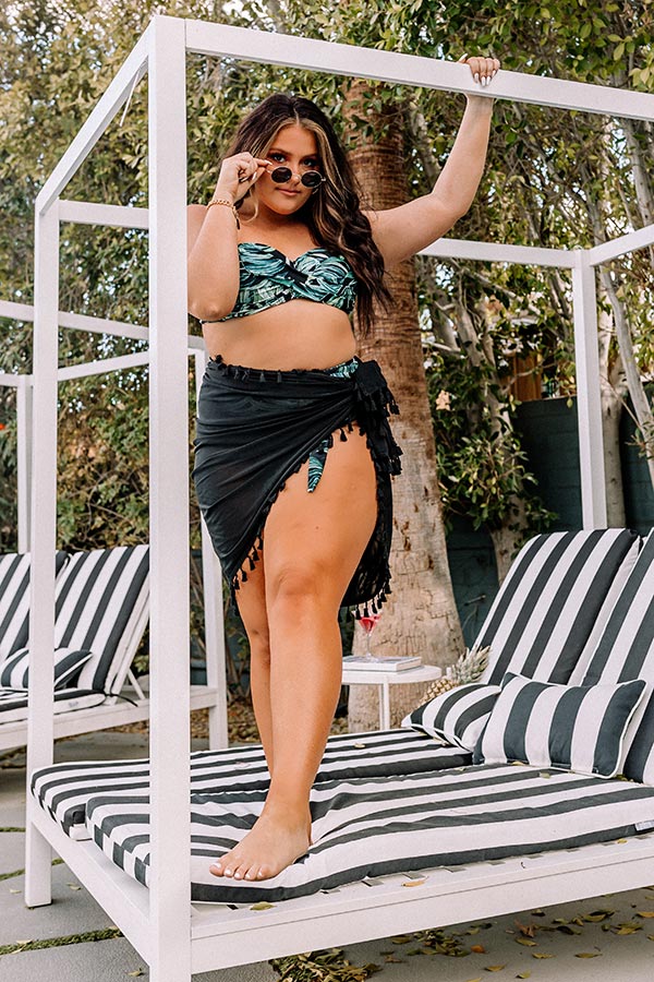 Beachside Retreat Mesh Cover Up in Black - Image 8