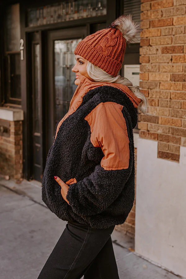 Bonfire Nights Sherpa Pullover in Black - Image 3