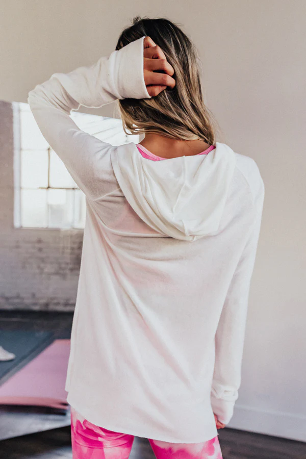 Cappuccino Run Hoodie In White - Image 5