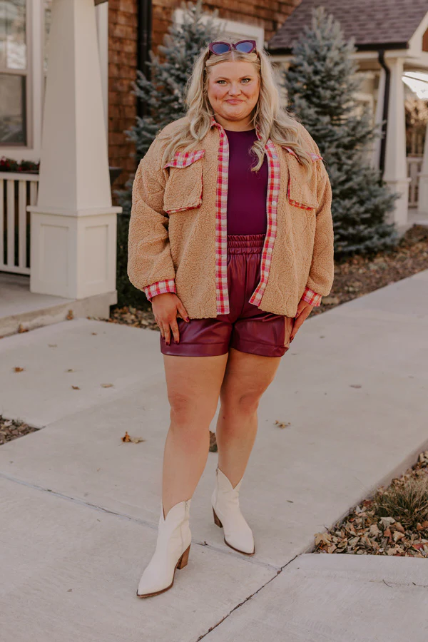 Cozy Darling Sherpa Jacket Curves - Image 6