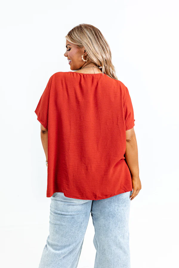 Fizzy Feels Shift Top in Rust Curves - Image 4