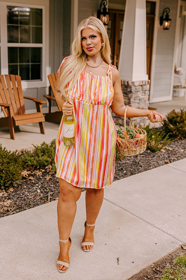 Hawaiian Brunch Dress Curves - Image 5