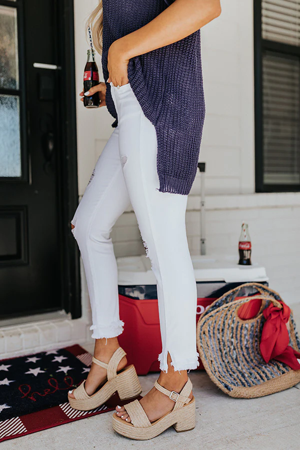 KanCan Malibu Distressed Midrise Skinny In White - Image 5