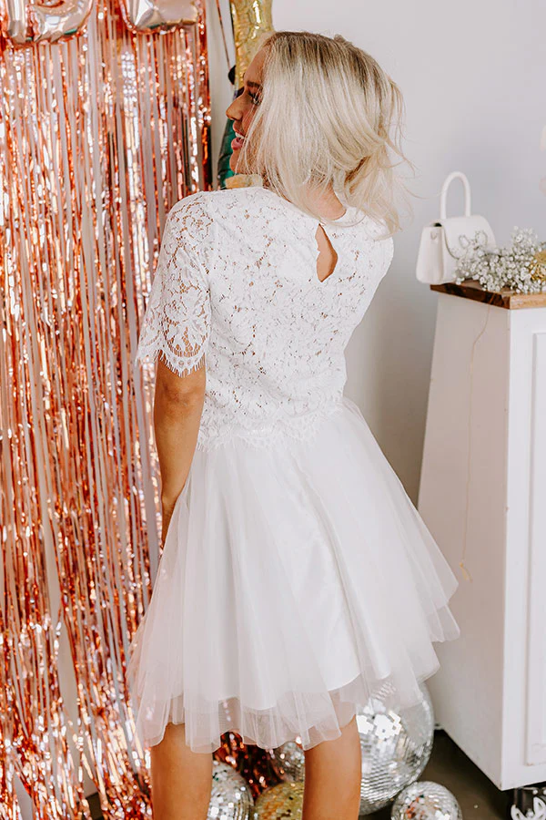 Lace Daydream Shift Top in White - Image 3