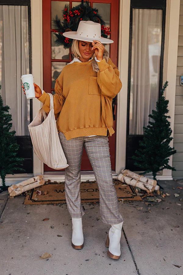 Lakeside Bliss Sweatshirt - Image 6