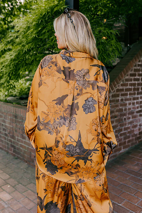 Look My Way Satin Top Curves - Image 4