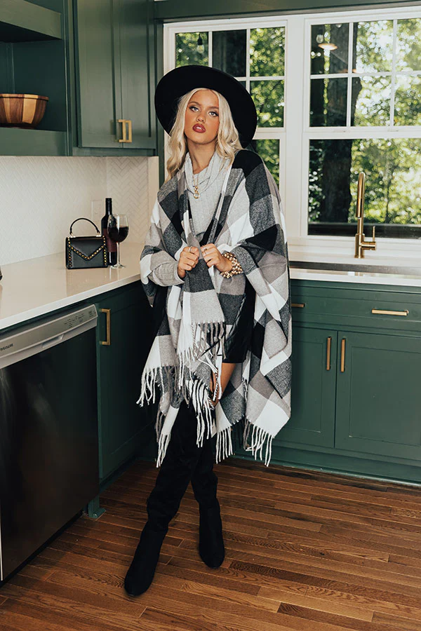 Midwest Dreaming Buffalo Check Poncho In Black - Image 3