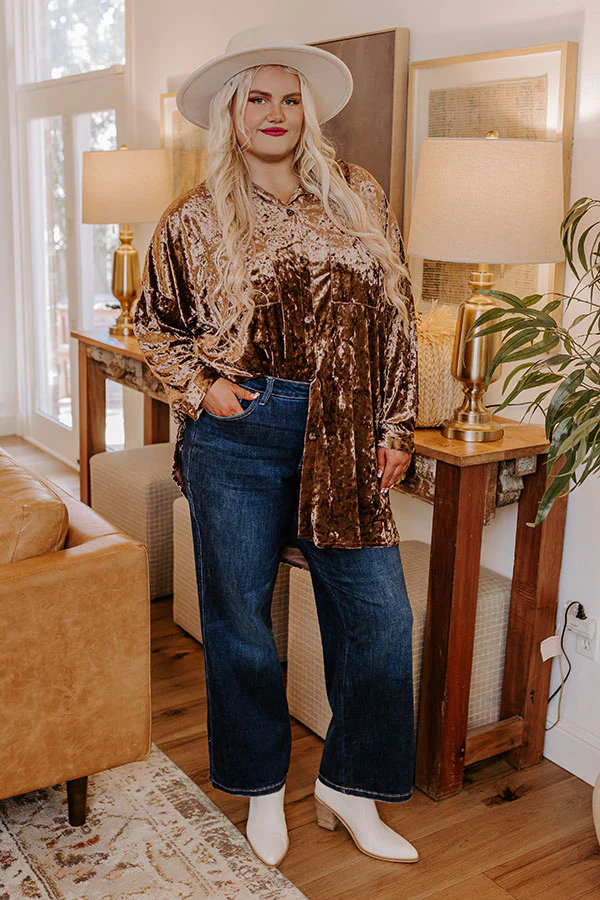On My Mind Velvet Mini Dress Curves - Image 4