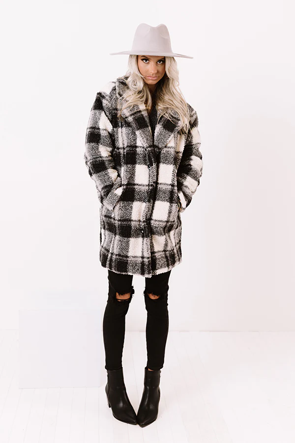 Park City Snow Sherpa Coat In Black - Image 2