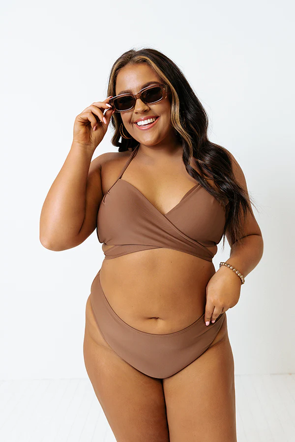 Sandy Seaside High Waist Bikini Bottom in Chocolate Curves - Image 5