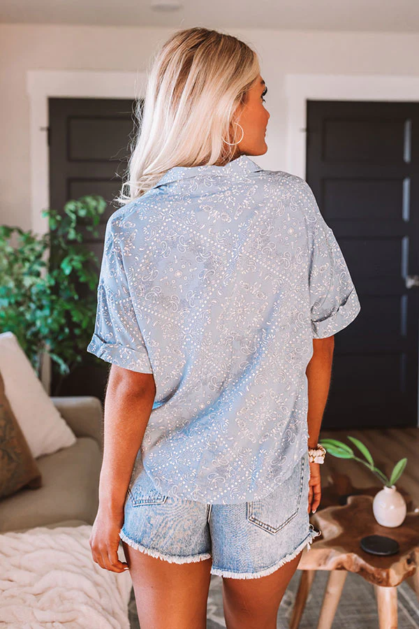 Soho Endeavors Paisley Top In Sky Blue - Image 7