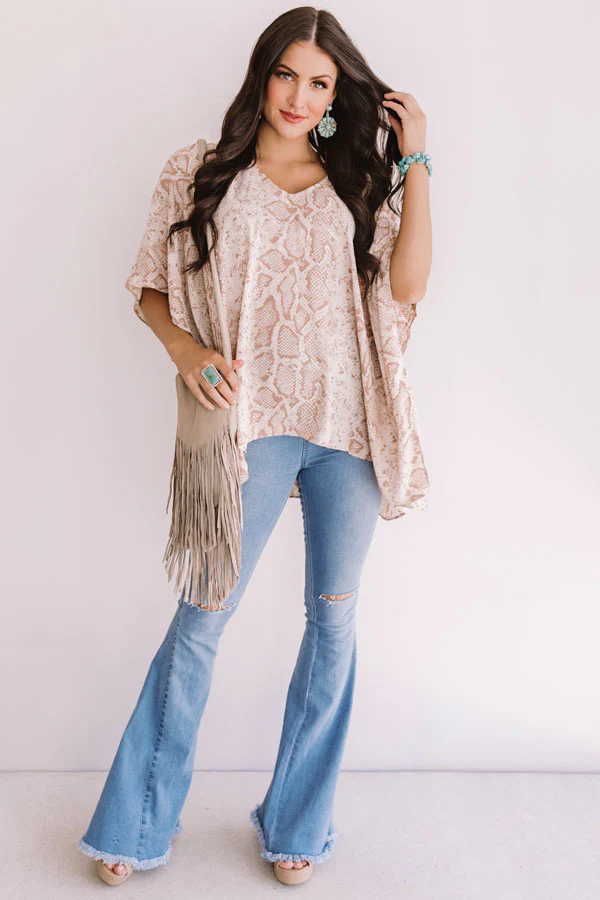 The Blakely High Waist Flares In Light Wash - Image 9