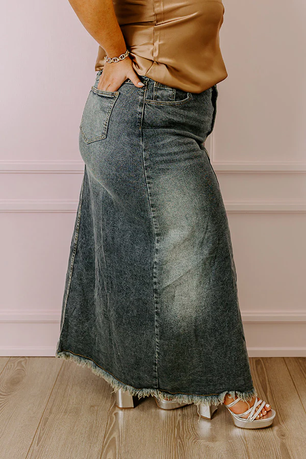 The Hudson Denim Skirt Curves - Image 5