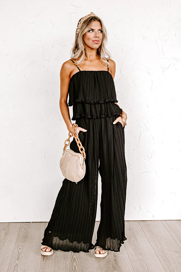 Visiting Italy Pleated Top In Black - Image 2